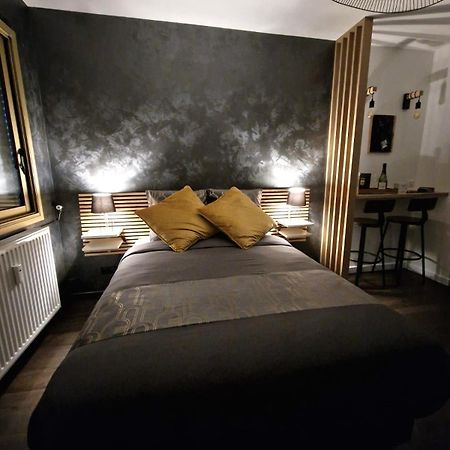 Goutte D'Or - Avenue De Champagne Apartment Epernay Bagian luar foto